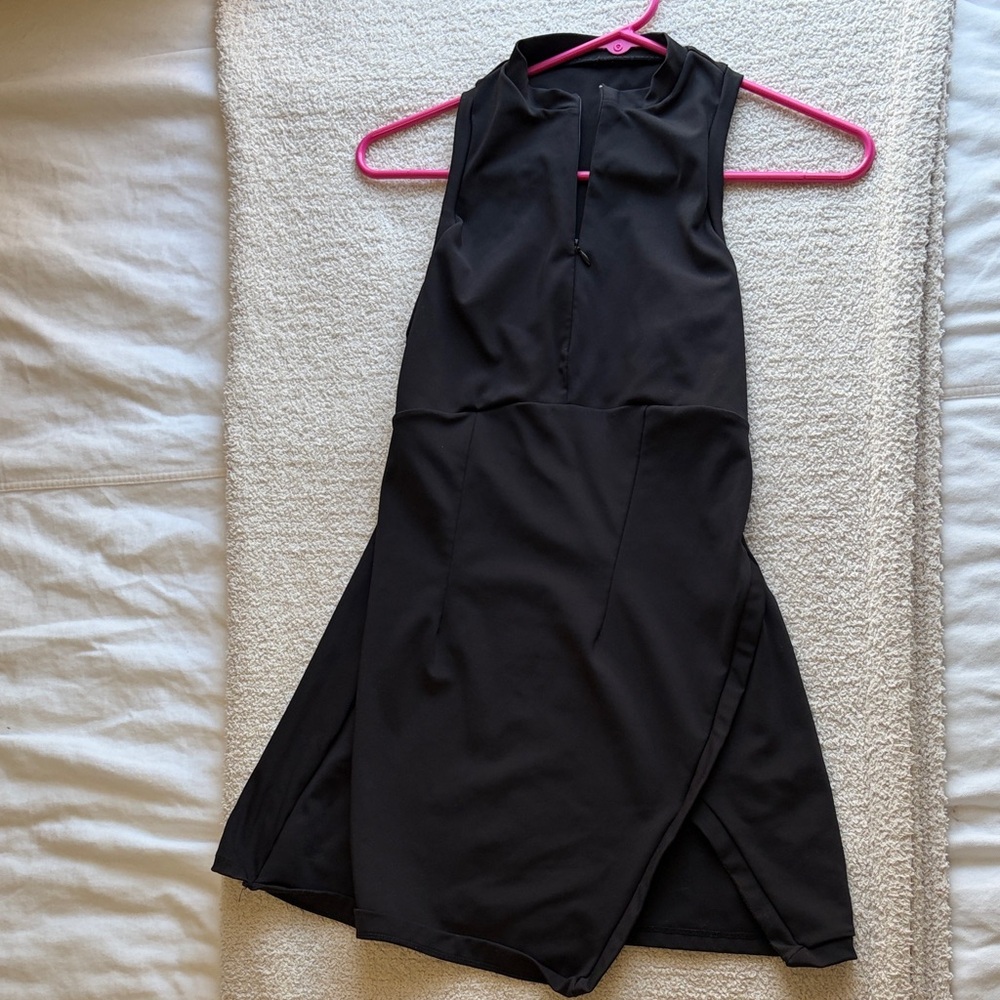 Sleeveless Black Tennis Dress